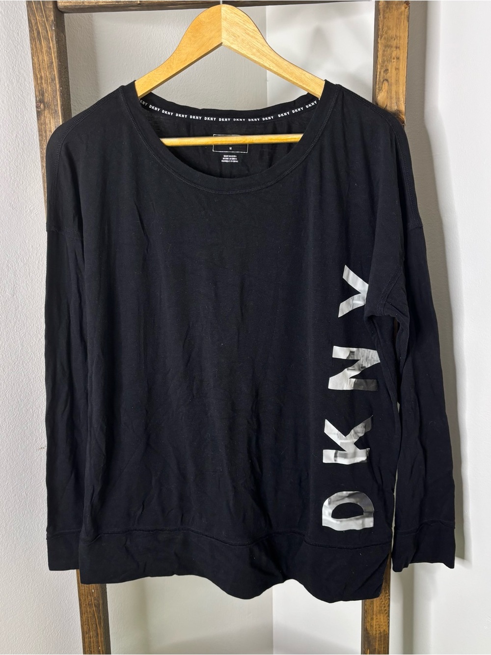 DKNY Black Crewneck Sweatshirt with Side Logo Size M